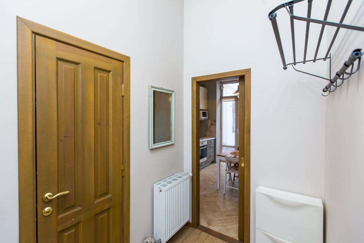 Light And Spacious Apartment On Gazova Str Lwów Zewnętrze zdjęcie