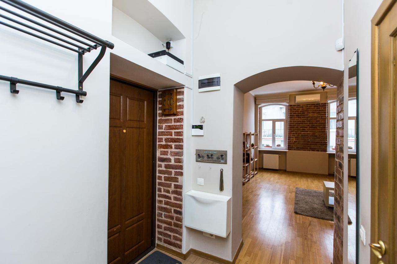Light And Spacious Apartment On Gazova Str Lwów Zewnętrze zdjęcie